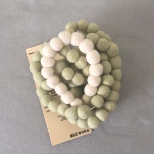 MUJI WOOL NECKLACE